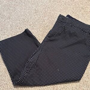 Croft & Barrow Blue and White Polka Dot Capris - Size 16